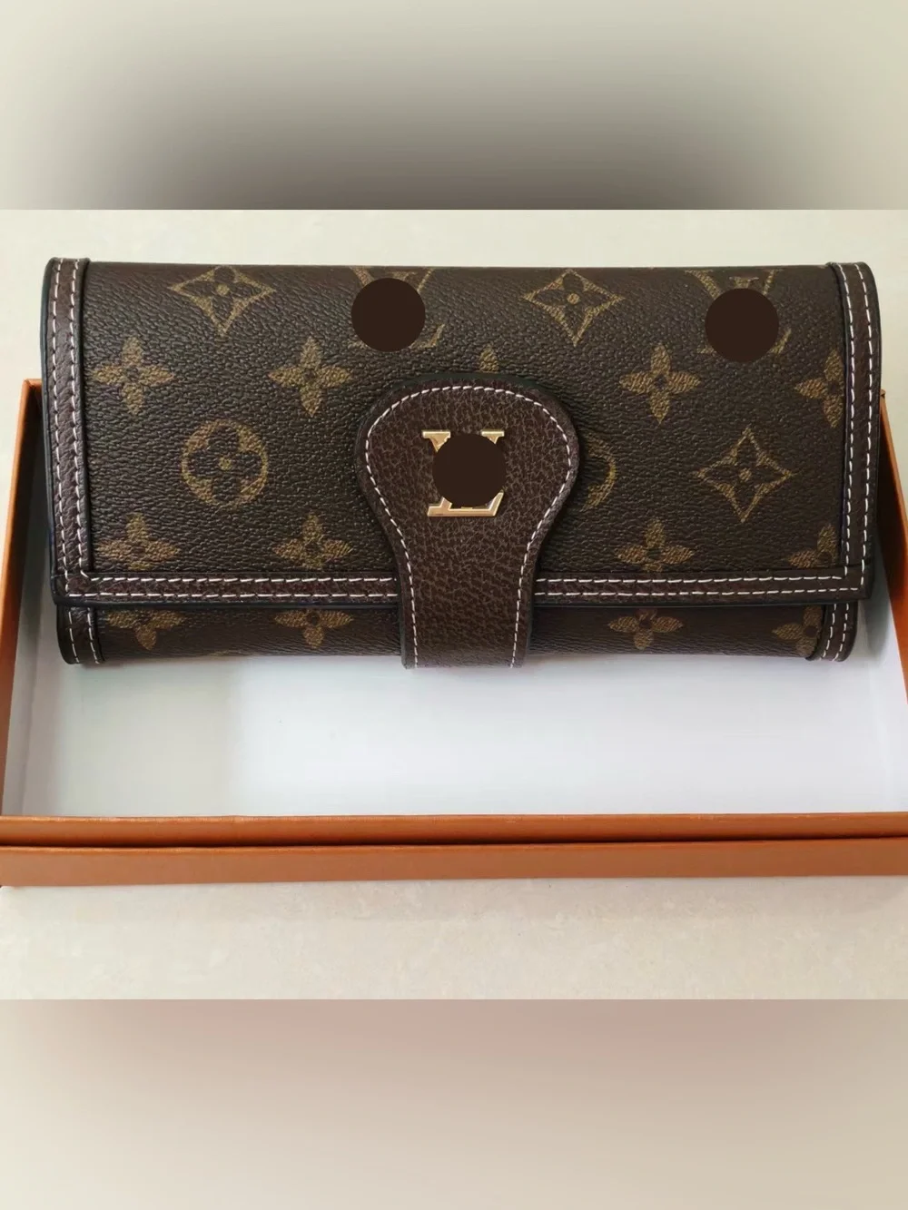 New women’s brown fashion wallet